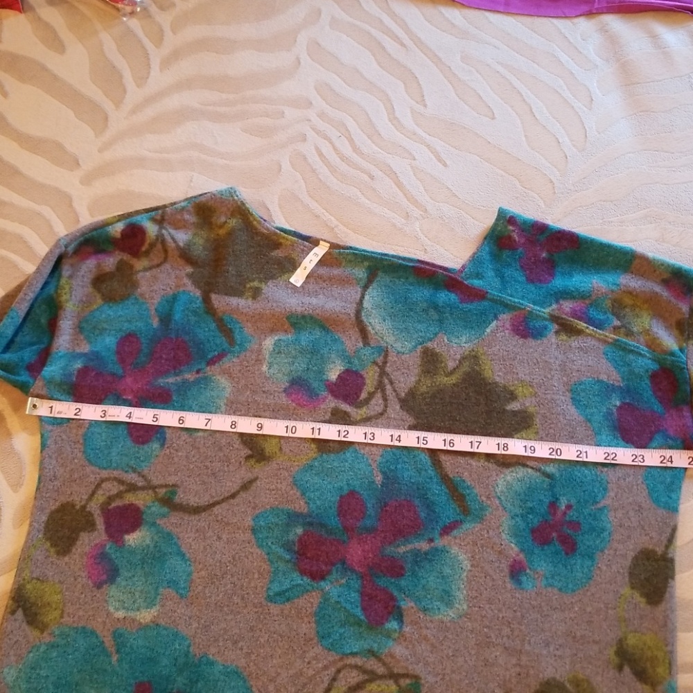 NWOT large Gray teal magenta 3/4 sleeve sweater - Picture 5 of 7